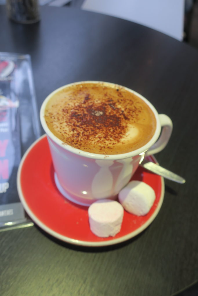 ニュージーランドのカフェのコーヒー